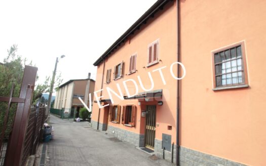 Villetta a schiera centrale