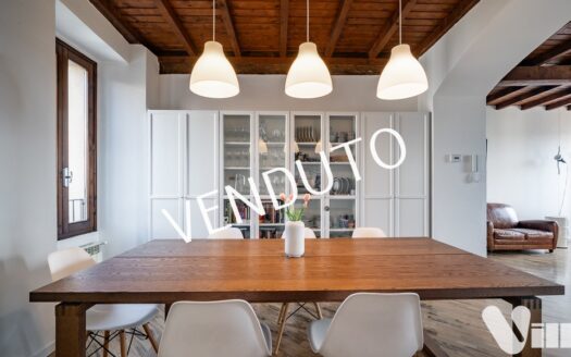 Raffinato appartamento con box